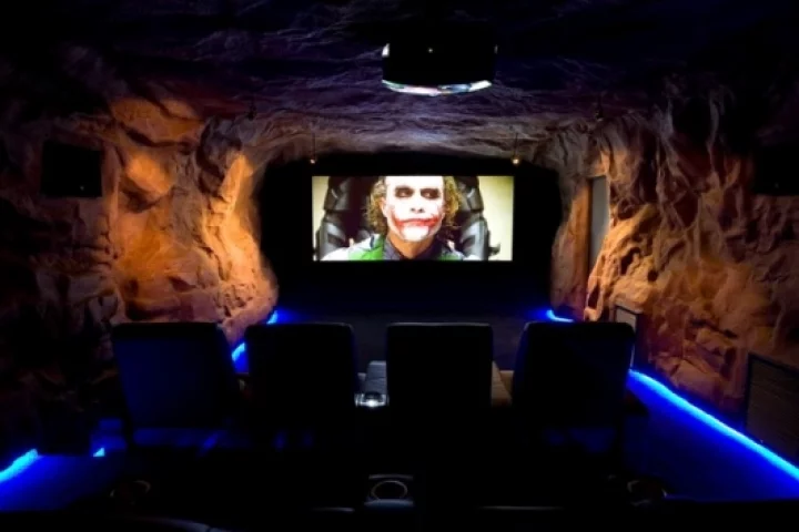 Holy 10ft-wide screen, Batman ... a unique feel to a special home theater
