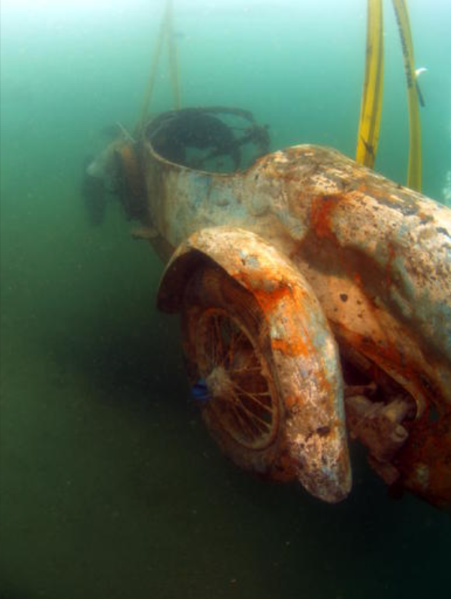 One of the most remarkable stories of automotive history closed another fascinating chapter at the third annual Bonhams Rétromobile sale on January 23, 2010 when the legendary Lake Maggiore 1925 Bugatti Type 22 Brescia fetched EUR 260,500.