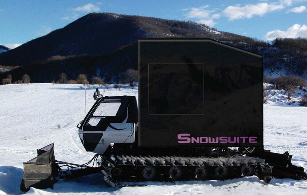 With its tracked chassis, the Snowsuite Giano goes where other motorhomes don't