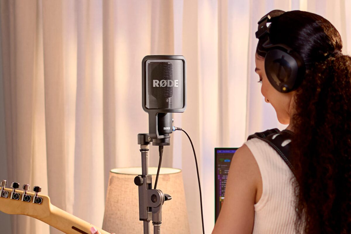 Røde launches plugandplay condenser microphone with builtin preamp