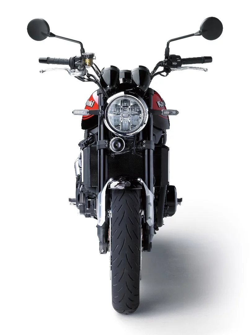 From the front only the LED headlight reveals that this 2018 Kawasaki Z900RS is a modern bike