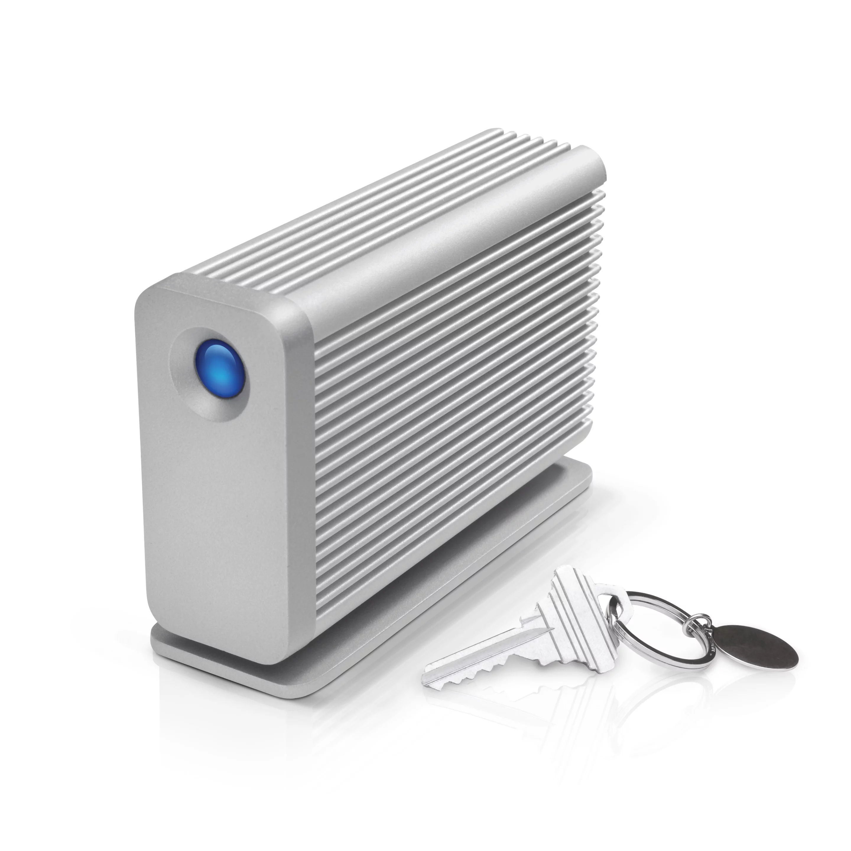 The LaCie Little Big Disk Thunderbolt Series SSD measures 1.6 x 5.5 x 3.3 inches (40 x 140 x 85 mm)