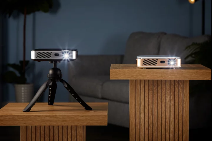 Pint-sized Google TV with the Kodak Luma 500 pico projector