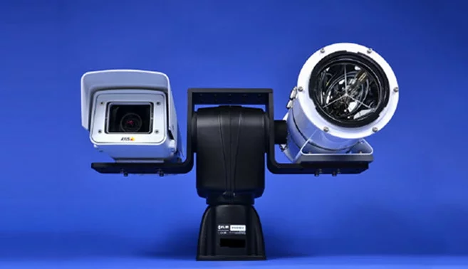The "head" of the WatchStander system, incorporating a video camera and a 12 million candlepower spotlight