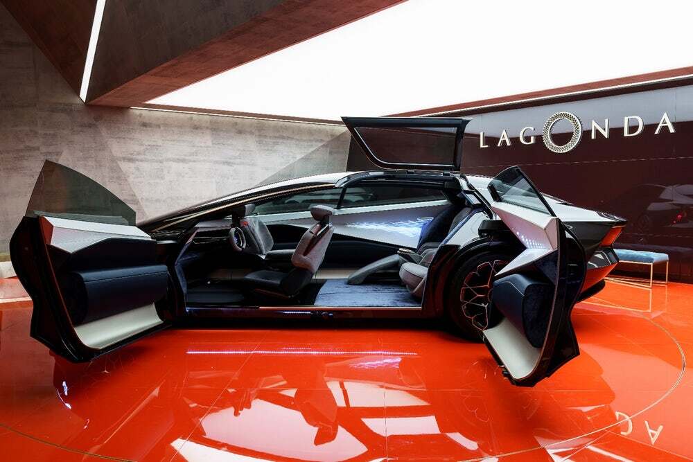 The coach door and lifting roof panel make it easier to step into the Lagonda Vision
