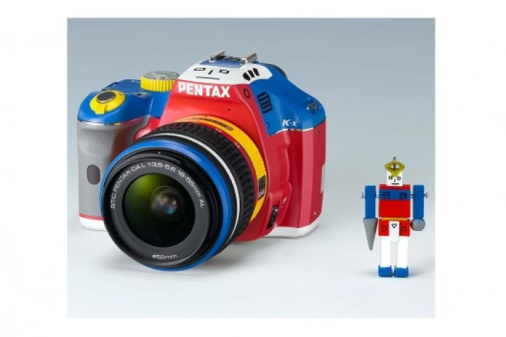 Each limited edition Korejanai K-x camera is shipped with its very own robot toy