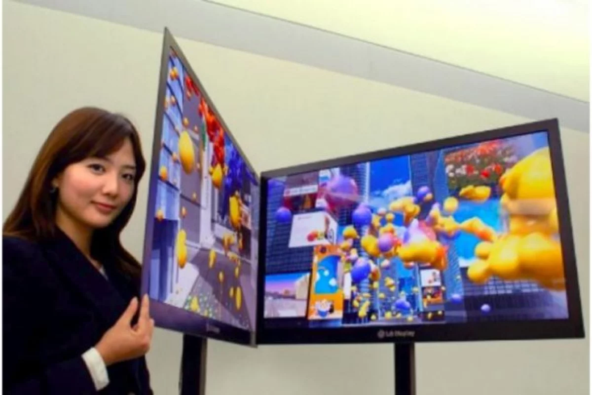 LG reclaims the crown of world's thinnest with a 2.6mm thin LCD TV panel