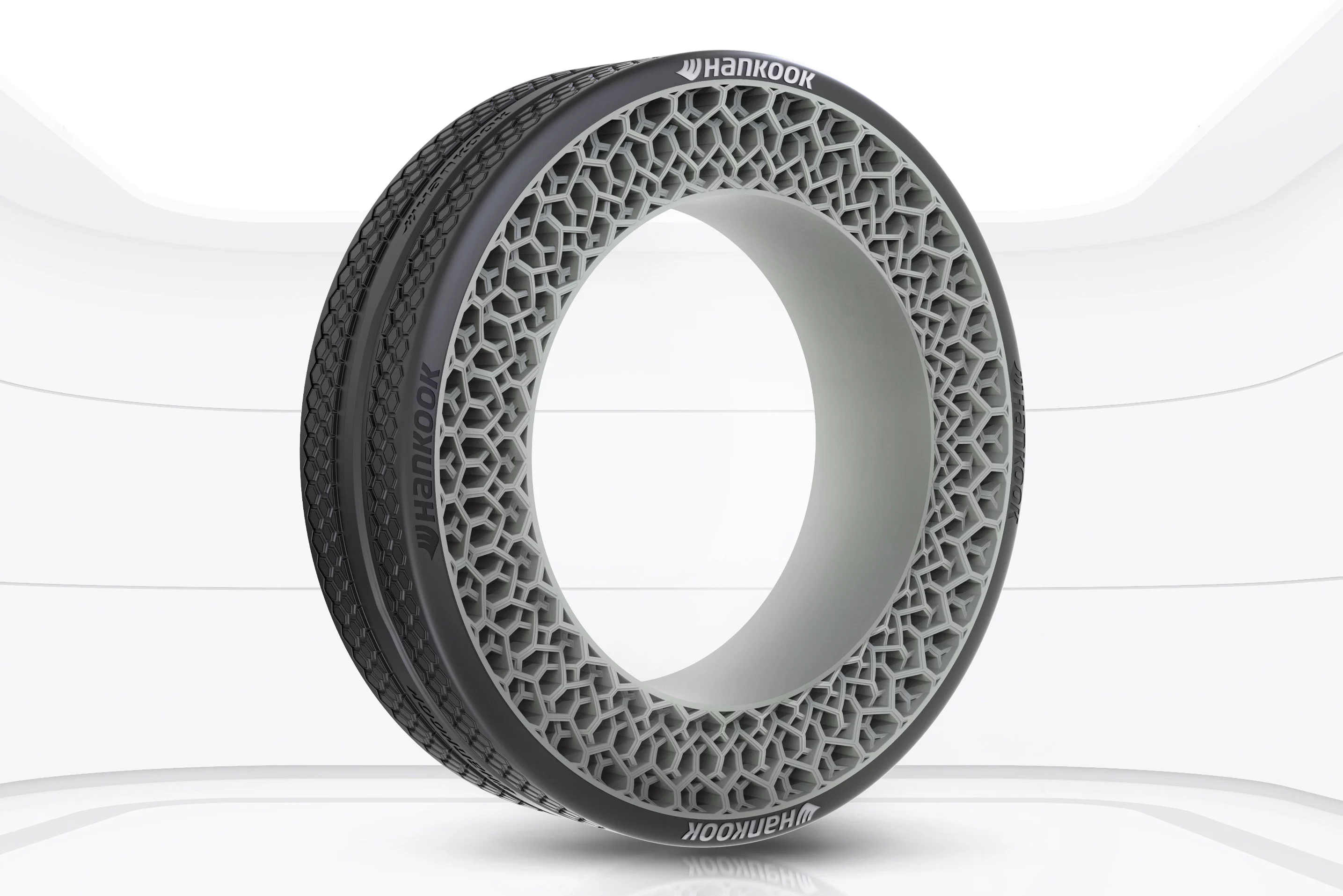 Hankook showed the latest iteration of its i-Flex airless tire at CES 2022