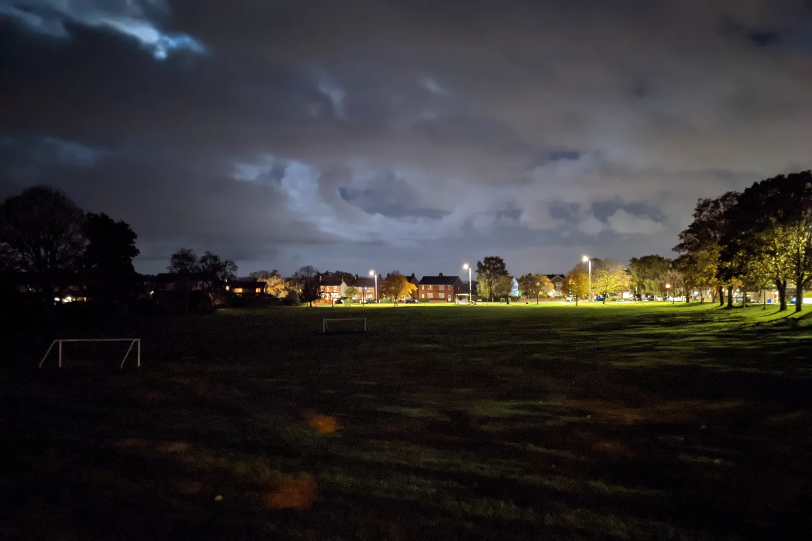 Turn on Night Sight and you can get great images after dark