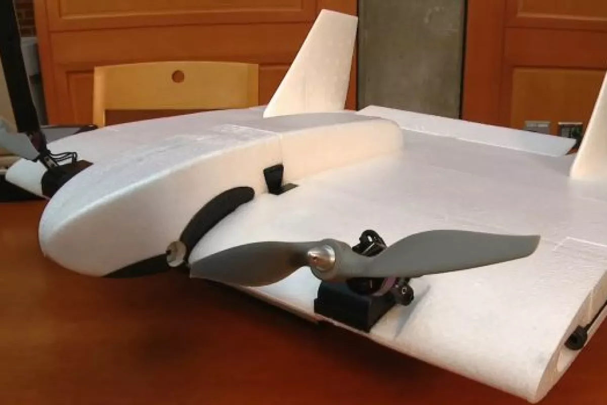 The SUAVe system allows an unmanned aerial vehicle to create detailed aerial maps of archeological sites