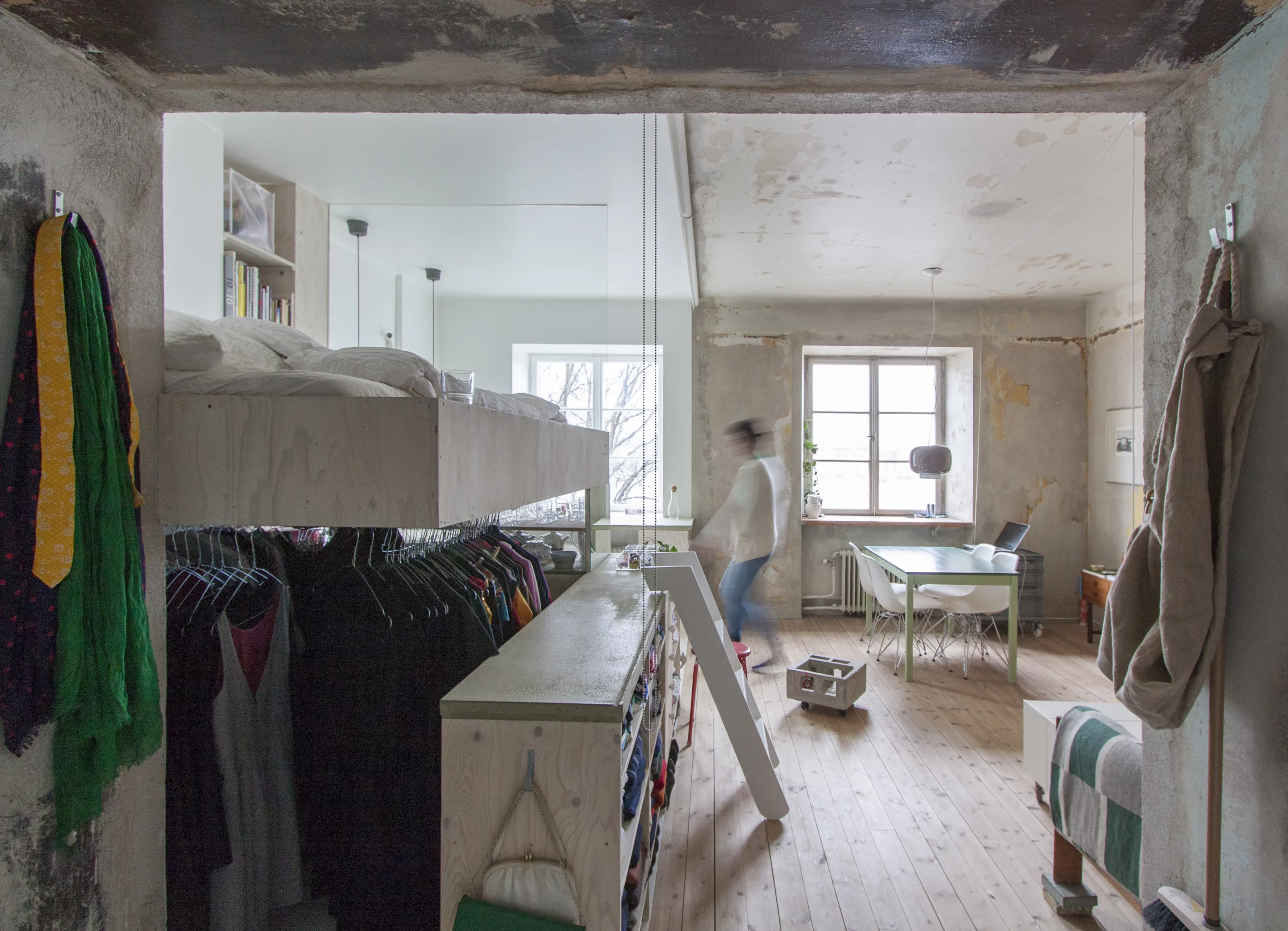 "I found it fascinating that this apartment had been in this state for 30 years," Karin Matz tells Gizmag