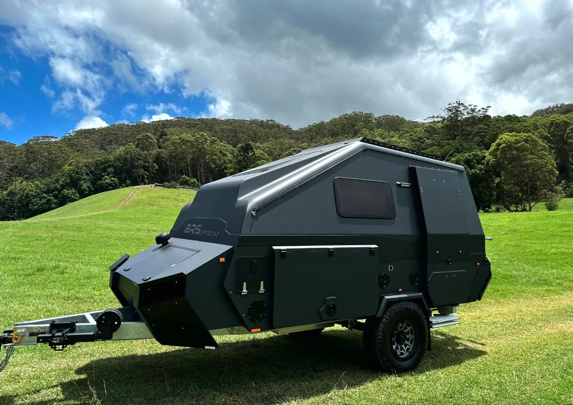 It's a bit larger than the BRS Sherpa and many other Australian camper trailers, but the Pursuit Carbon is ready for what's in store thanks to a galvanized steel chassis, rugged aluminum-supported composite construction, airbag suspension, dust suppression system, and all-terrain tires