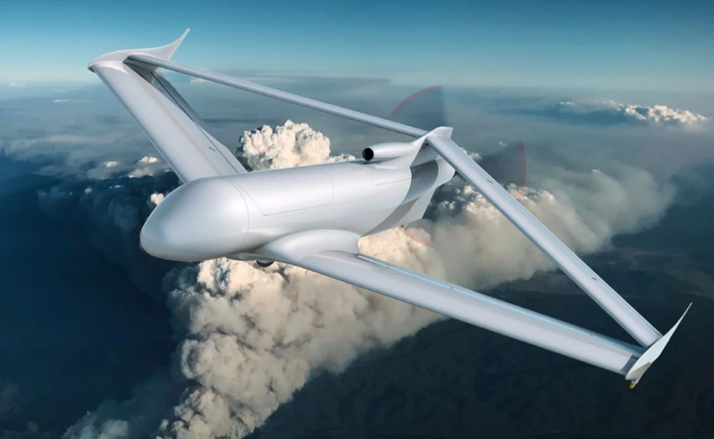 The FLY-R R2-240 is planned to have a hybrid powertrain, allowing it to cruise at 180 km/h (112 mph) for up to 10 hours