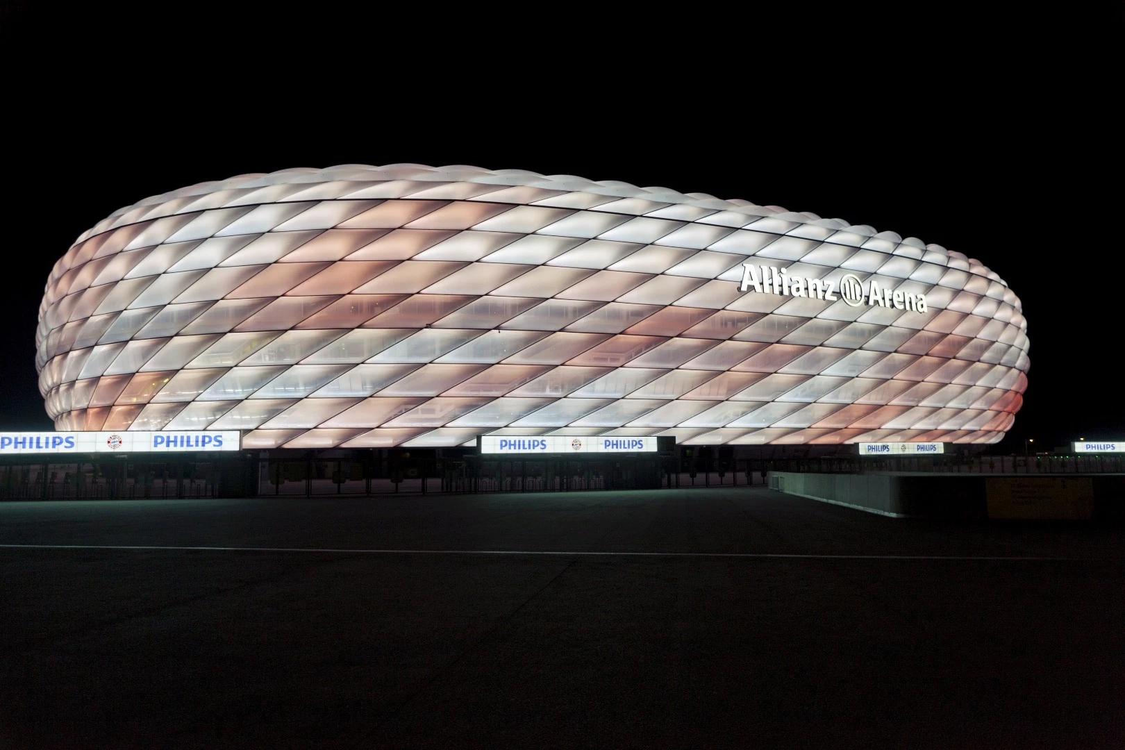 The façade will feature lighting concepts developed by architects Herzog and de Meuron