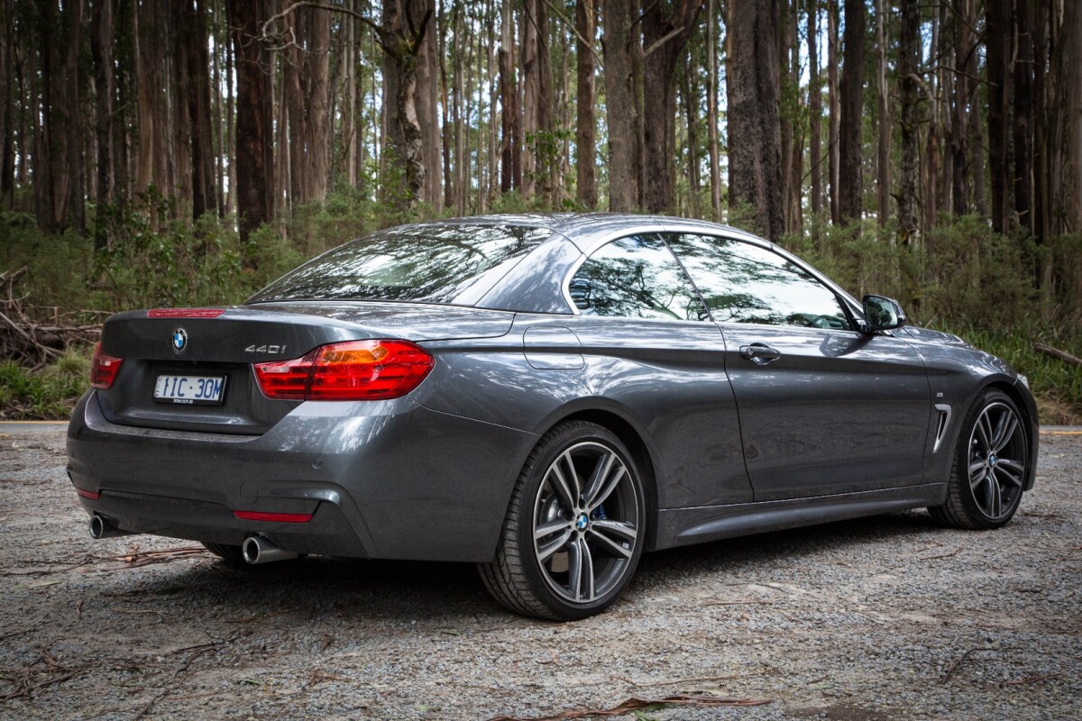 The 440i has a pretty profile with the roof up