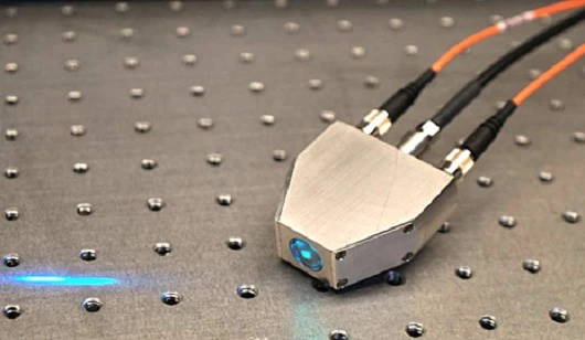 Bouncing blue laser light off the skin provides a non-invasive way to determine levels of vegetable intake (Photo: Yale University)