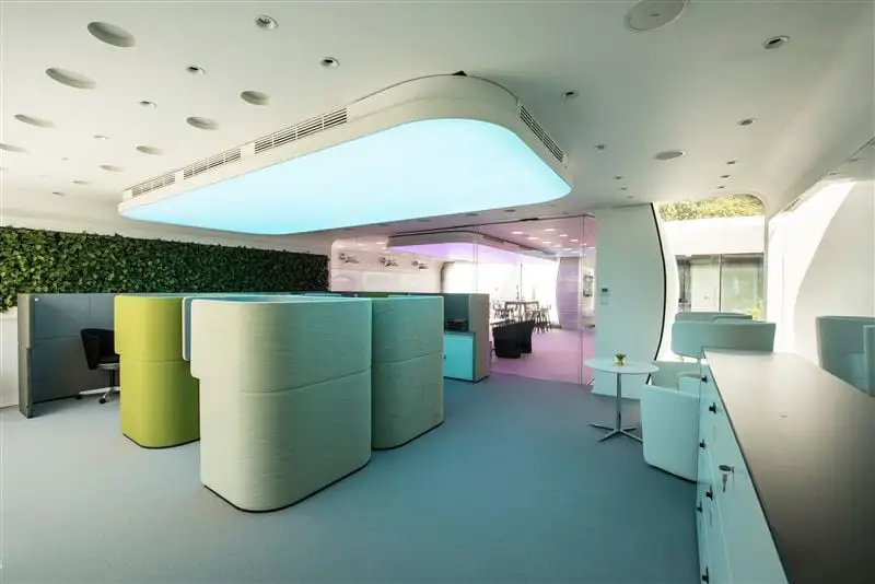 A very large 3D printer measuring 20 x 120 x 40 ft (6 x 36 x 12 m) printed the Office of the Future by extruding a cement mixture layer by layer
