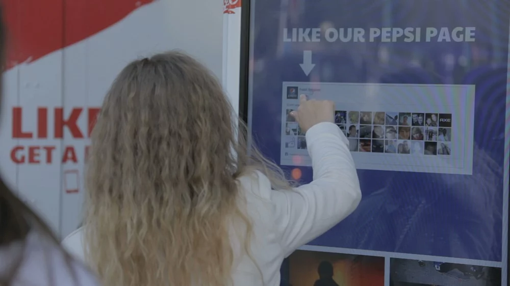Pepsi: The Like Machine is a vending machine which doles out cans of pop to those willing to Like Pepsi on Facebook