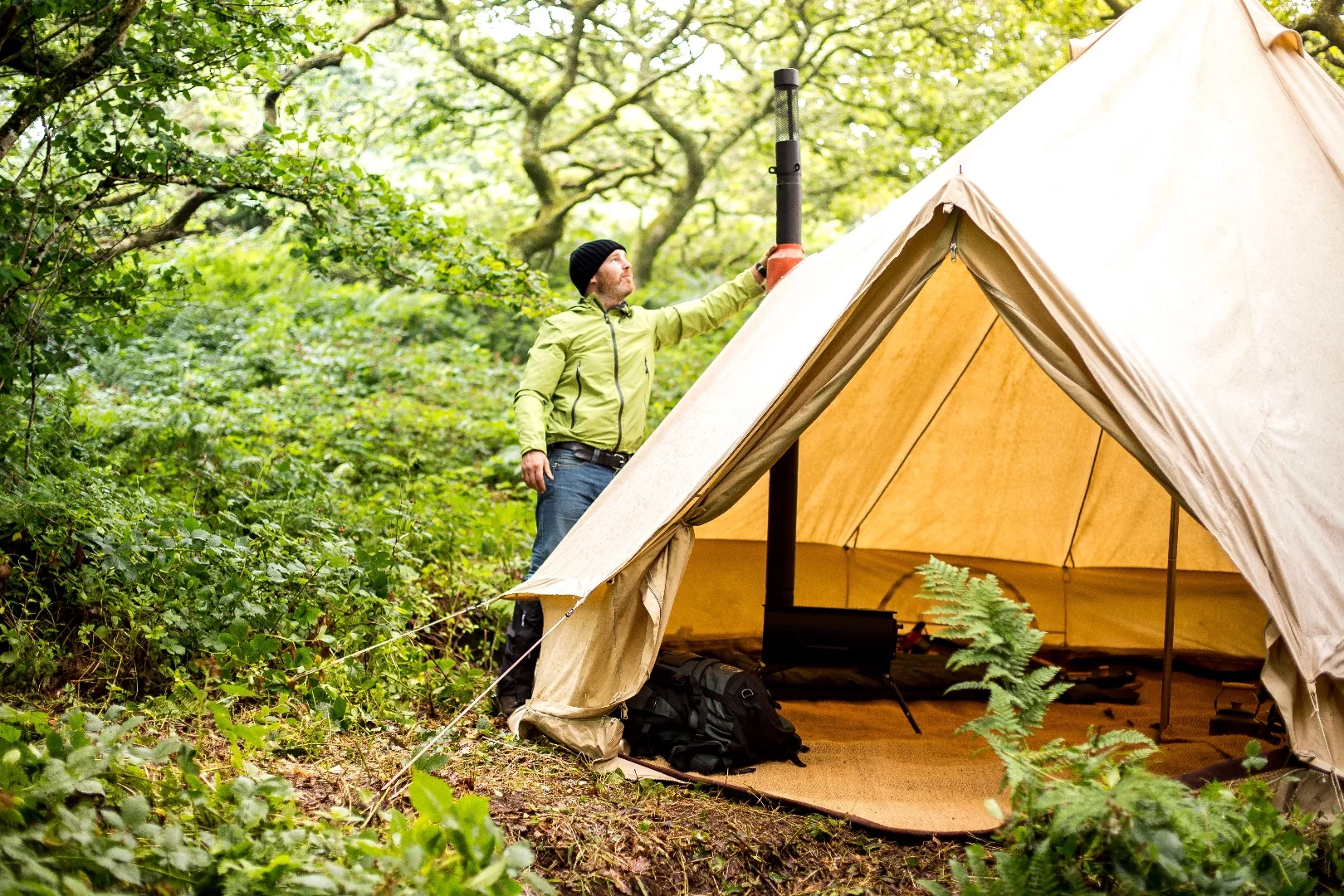 As of writing, you'll need to shell out £299 (roughly US$461) to put your name down for a unit