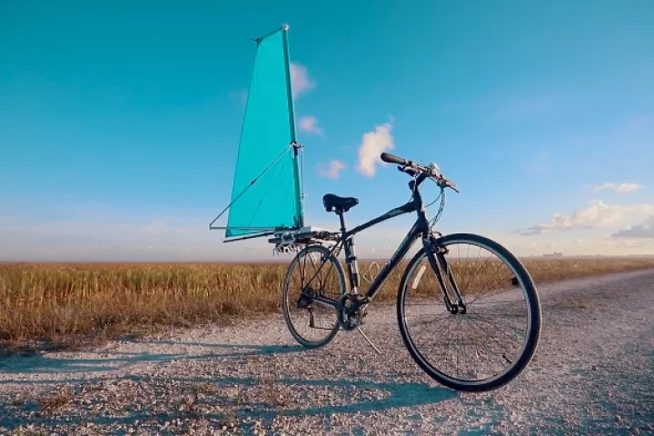 The CycleWing is presently on Kickstarter