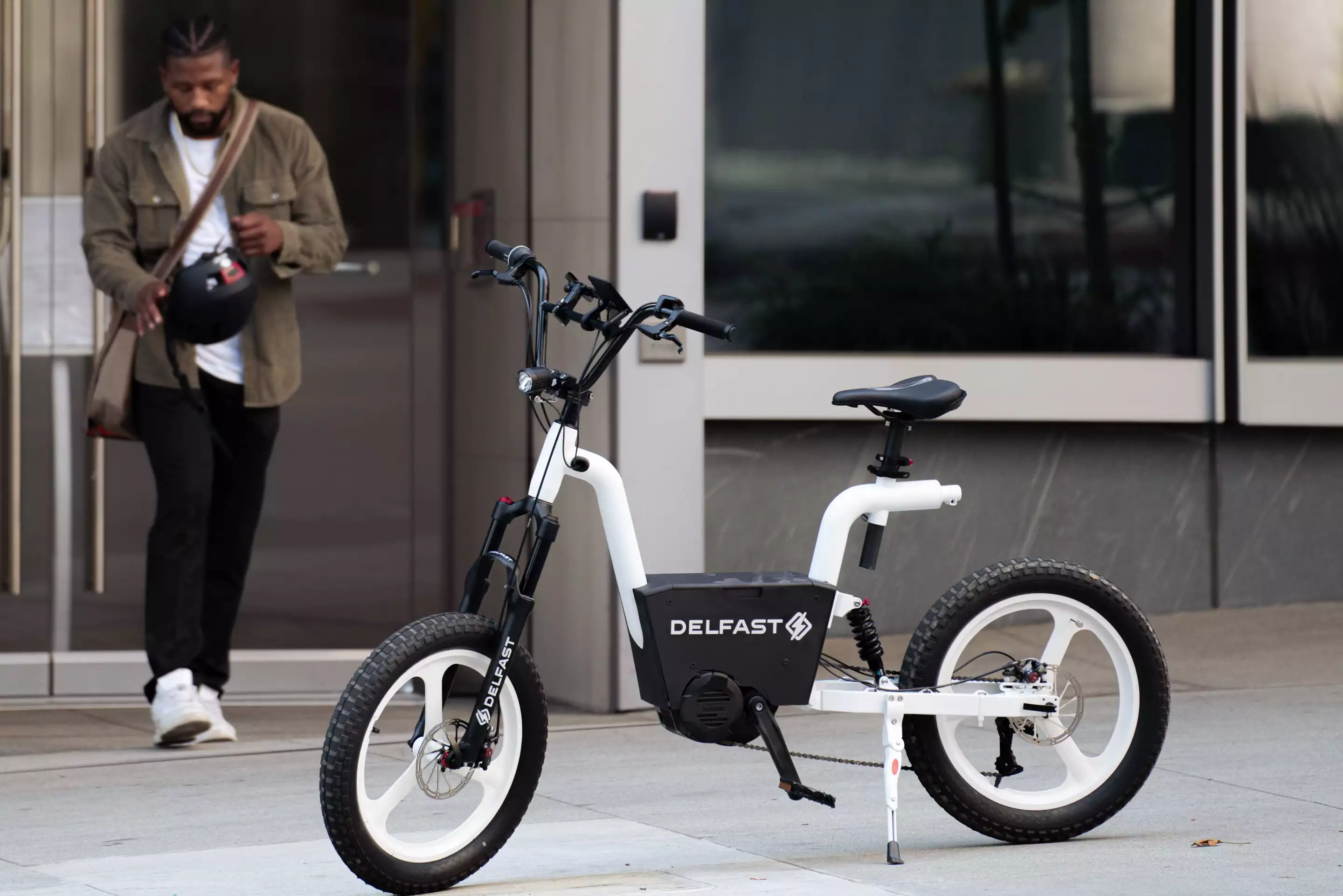 Smart features include GPS navigation, auto immobilizer, Bluetooth lock/unlock and a phone dock with wireless charging capabilities