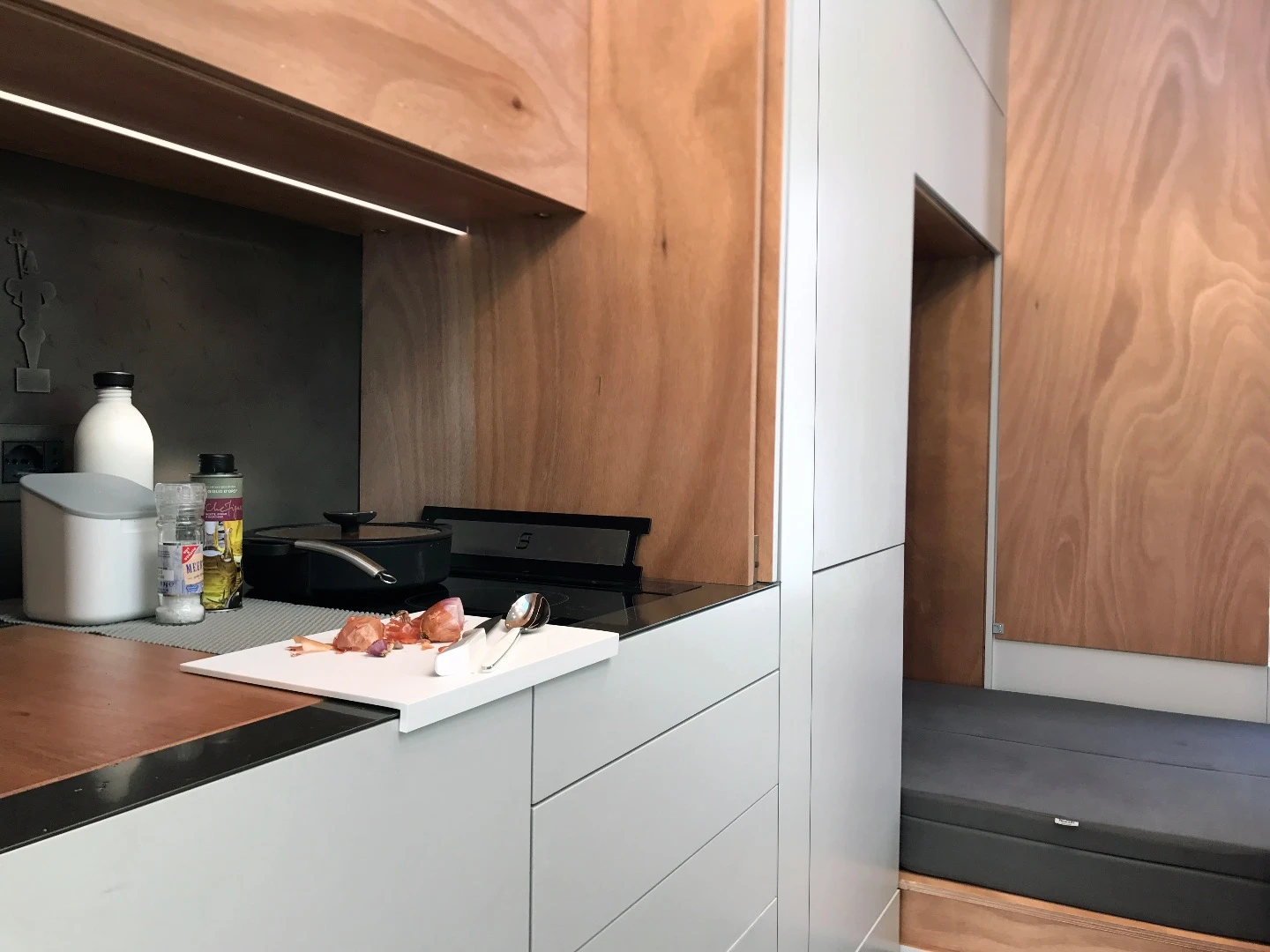 aVOID's kitchenette