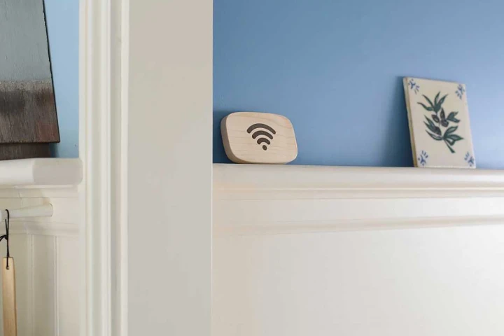 Put the Wi-Fi Porter anywhere you like – no power or batteries required