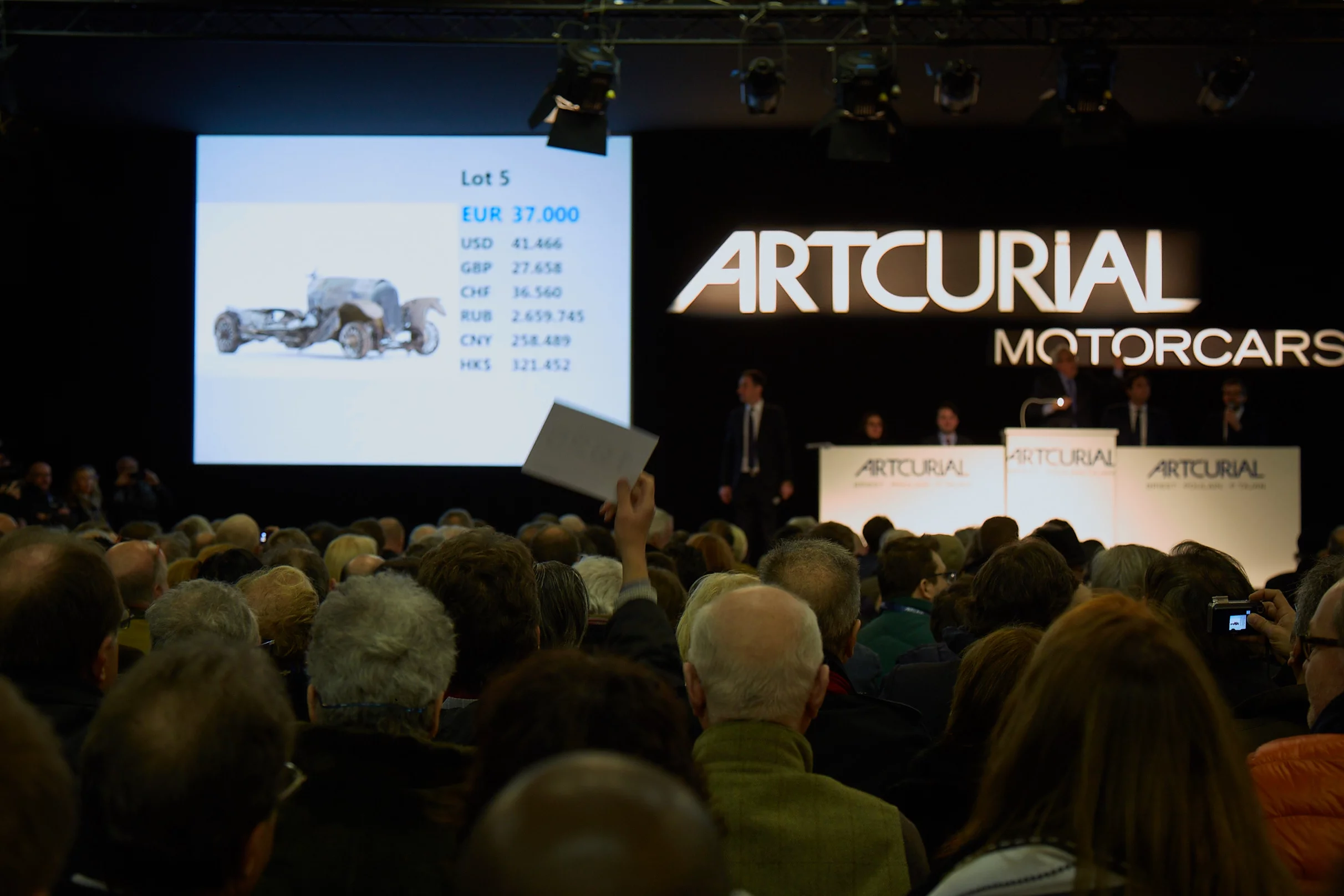 The Artcurial auction room during the sale of the Baillon Collection.