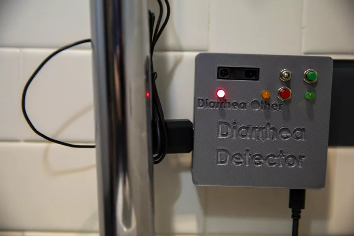 The prototype diarrhea detector – and no, it does not record any personal data