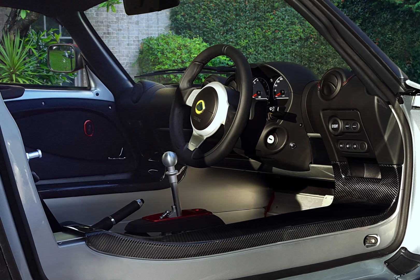 The Lotus Exige Sport 380 has carbon sports seats
