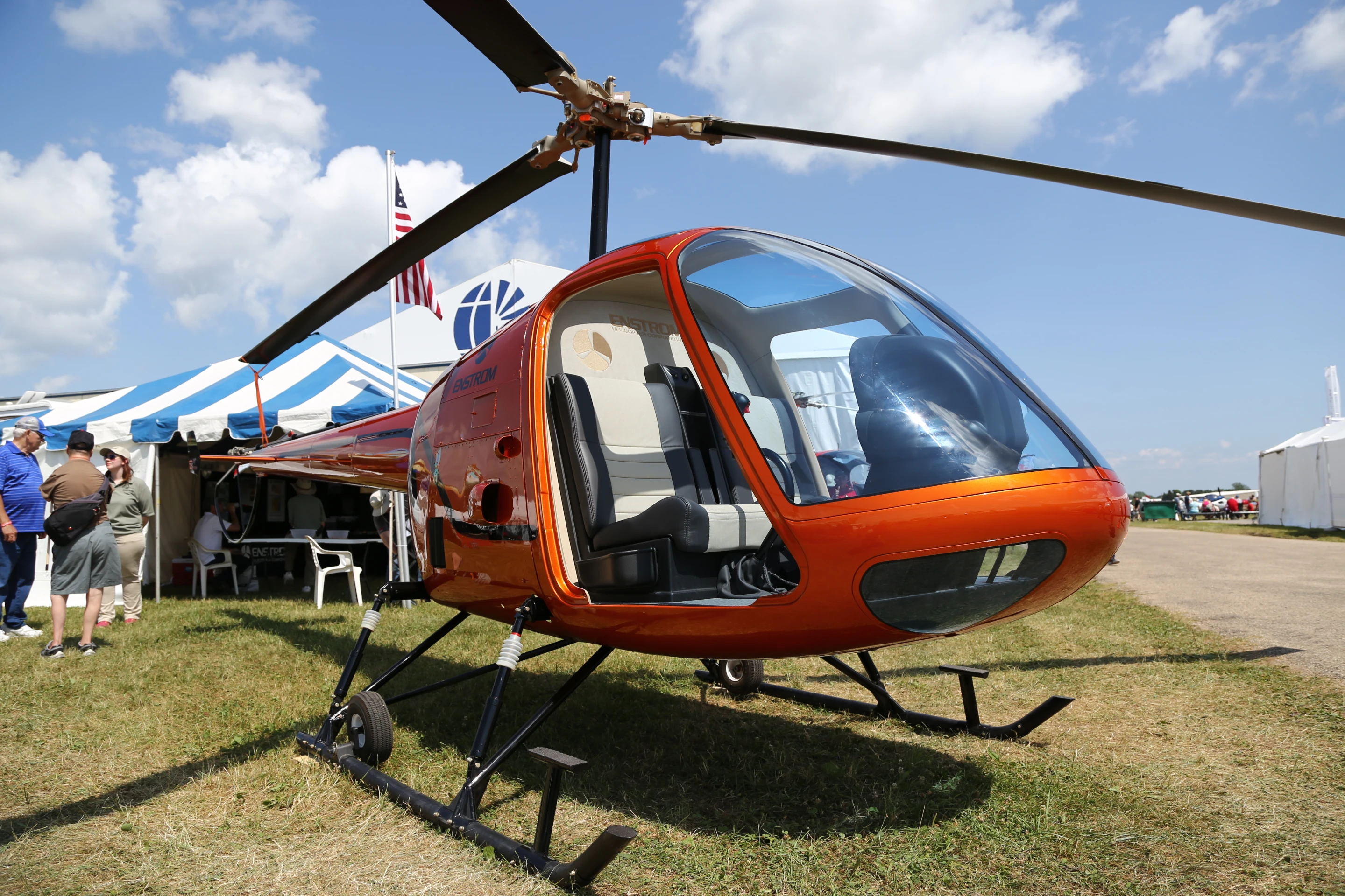 Enstrom helicopter at Oshkosh 2014 (Photo: Angus MacKenzie/Gizmag.com)