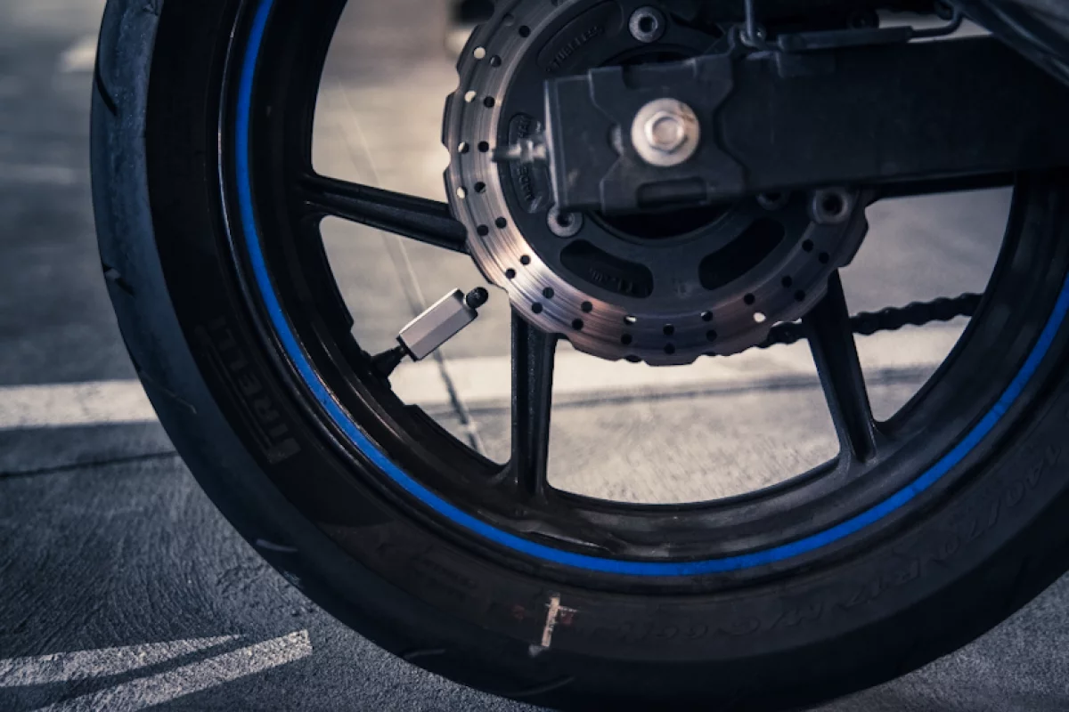 CycleAT is designed for use on both motorcycles and bicycles