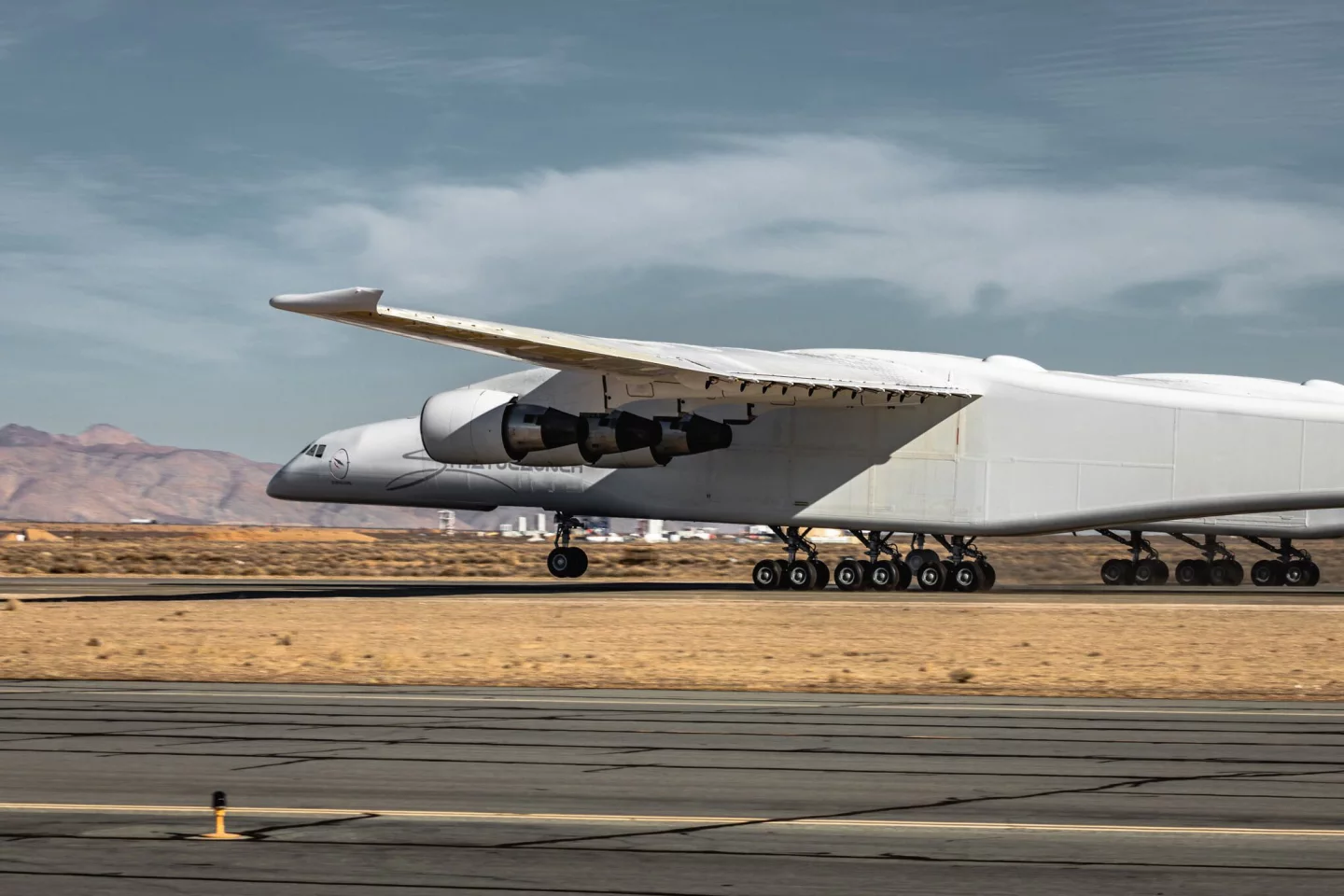 Stratolaunch's massive carrier plane on the runway during earlier testing