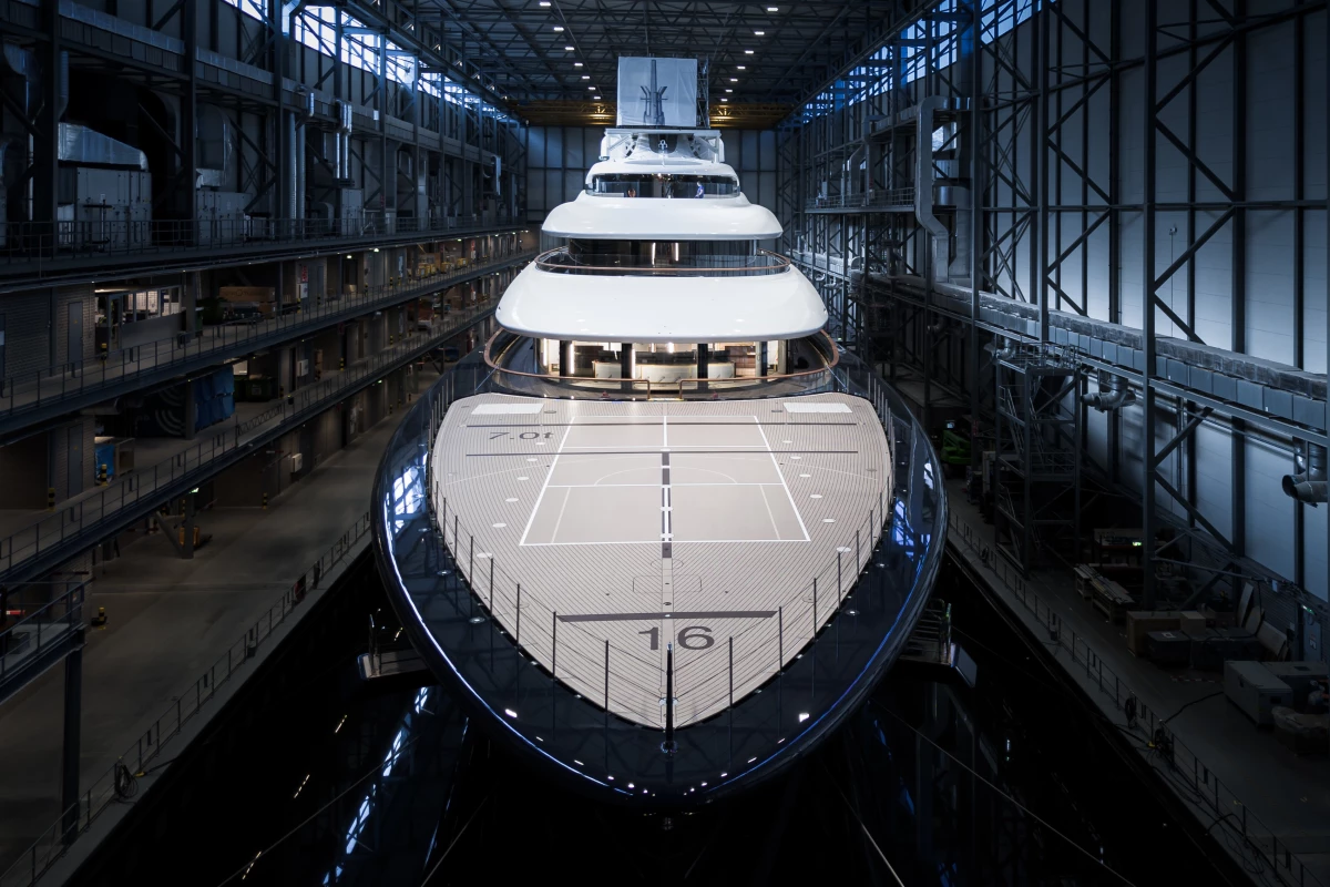 The hydrogen superyacht