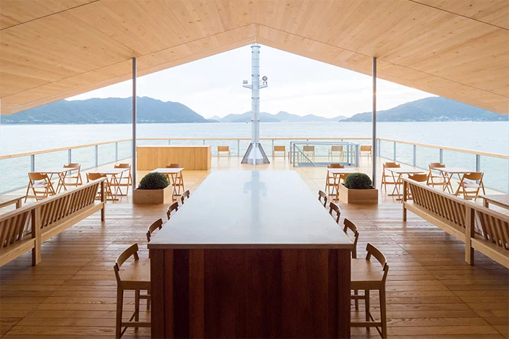 Large outdoor dinning terrace on-board the Guntu