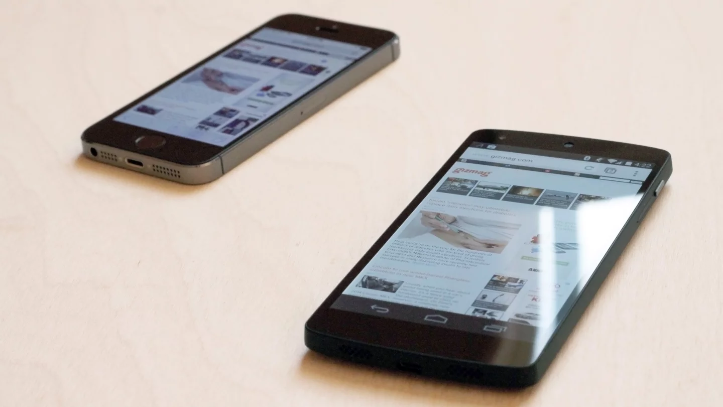 If you can snag it for $350 from Google Play, the Nexus 5 offers out-of-this-world value