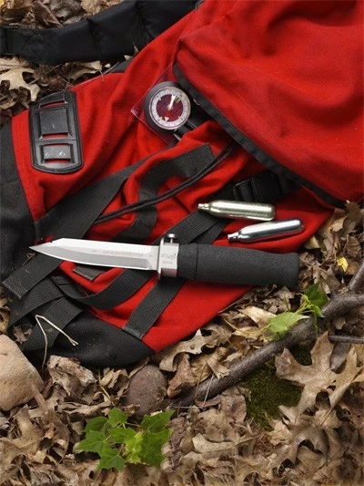 The WASP Injector Knife