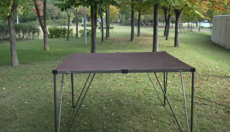 The Dookan floor platform on second story high legs