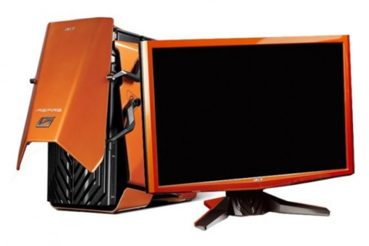 The G24 with the matching Aspire Predator PC.Pic courtesy engadget