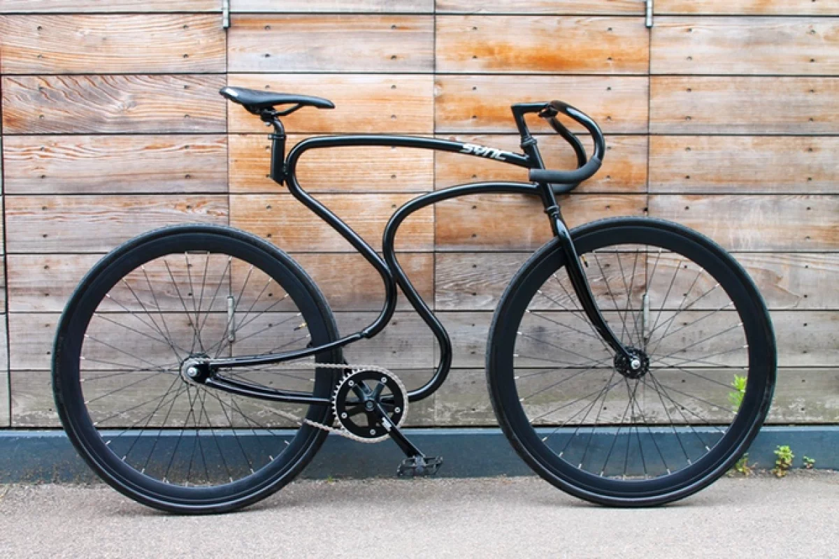 The Sync's frame design is inspired by the shape of a rider in the aerodynamic "tucked" position