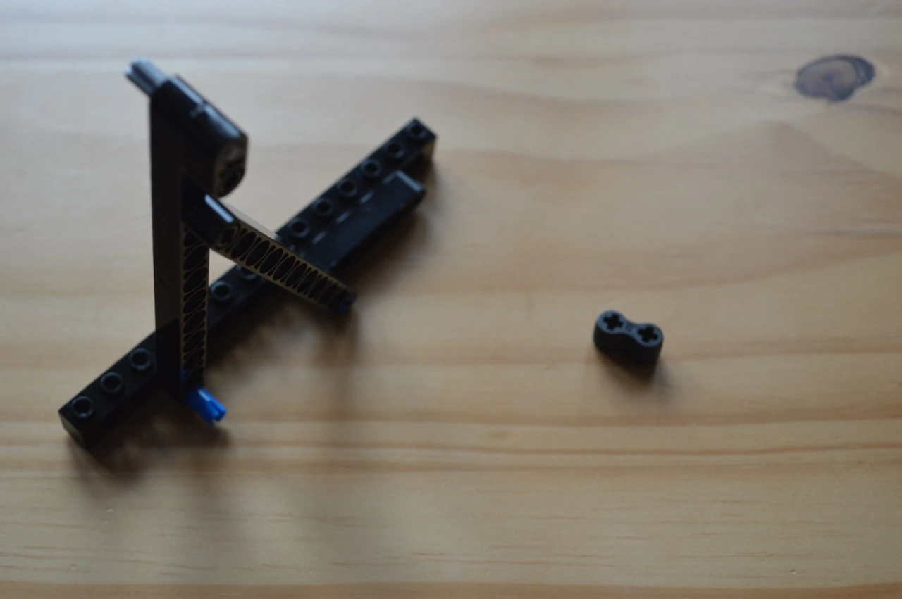 Assembly guide step 33 (Photo: Gizmag)