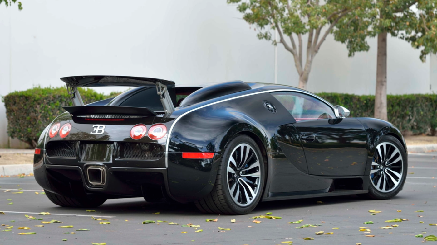 2018 Monterey Car Week Auction Report | 2010 Bugatti Veyron Sang Noir | Failed to reach reserve price. High bid: $1,550,000 | Estimate: from $1,700,000 to $1,800,000 | Auction: Mecum | Lot S105 | Official Description