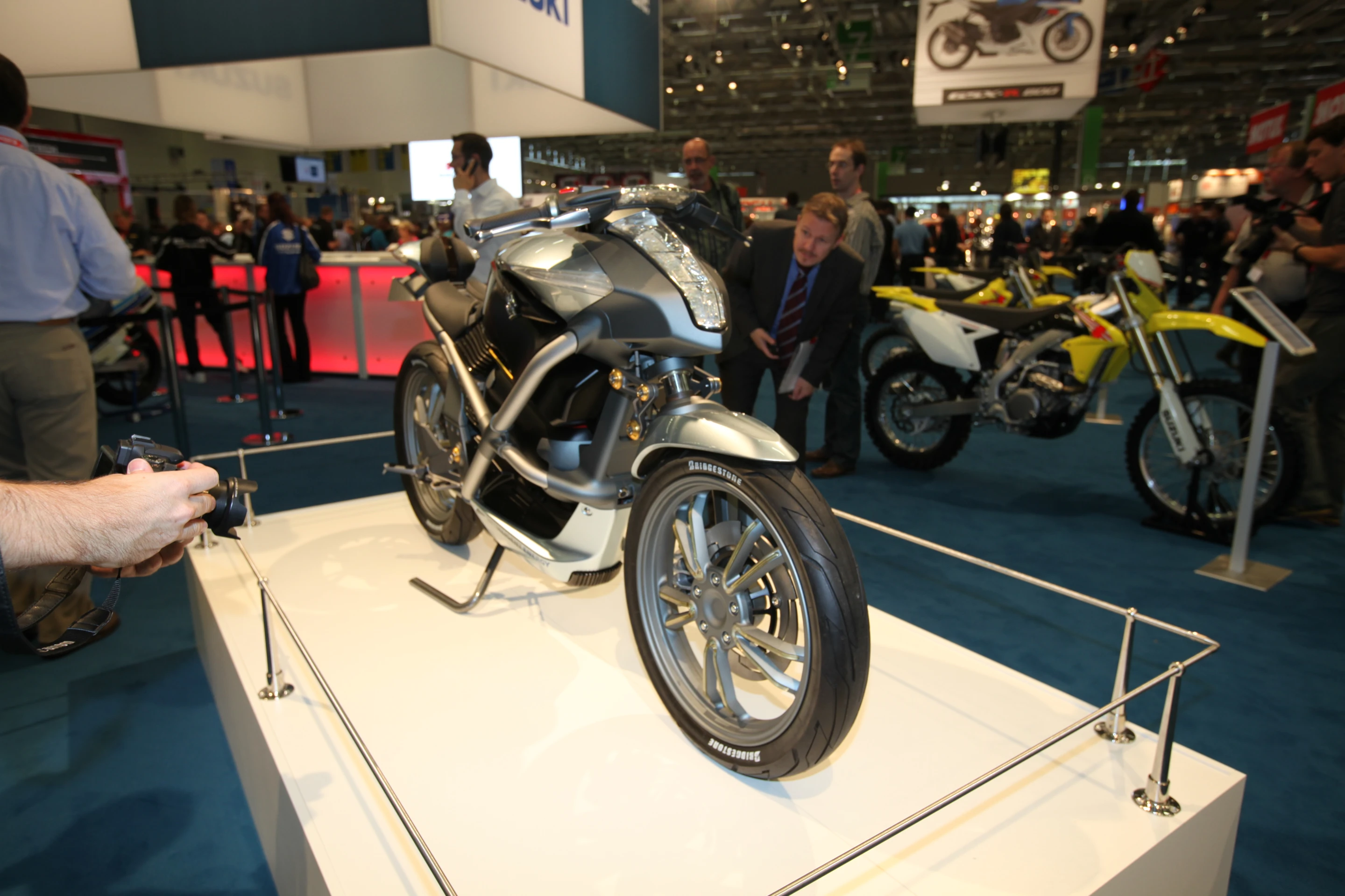 The Suzuki Crosscage