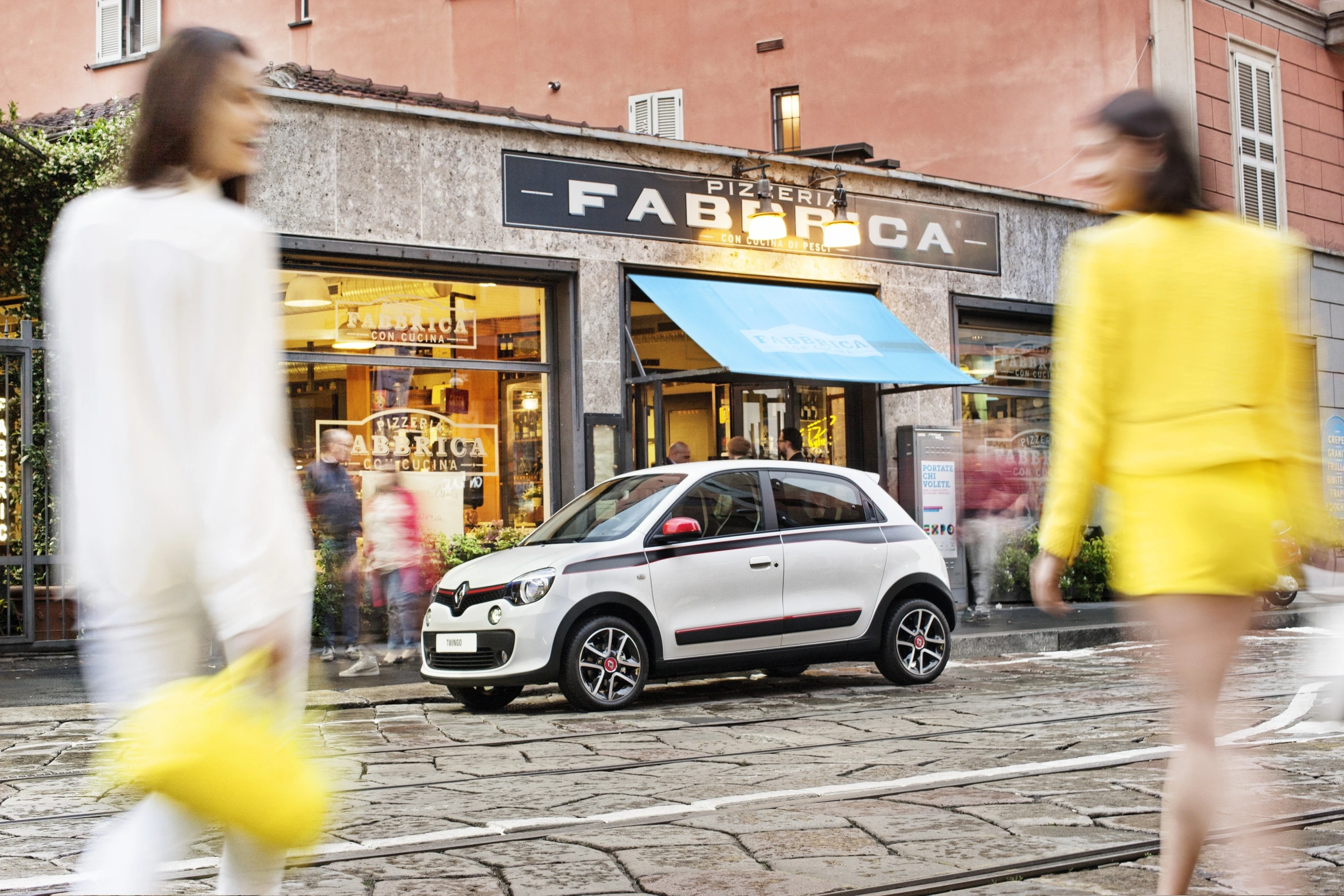 Renault Twingo showing decal options