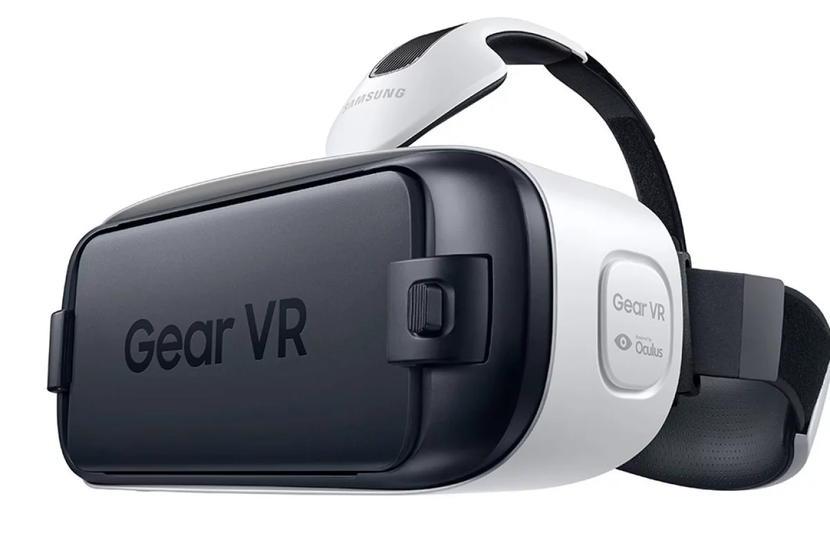Samsung's Gear VR for the Galaxy S6 (and GS6 edge) launches on May 8 for US$199