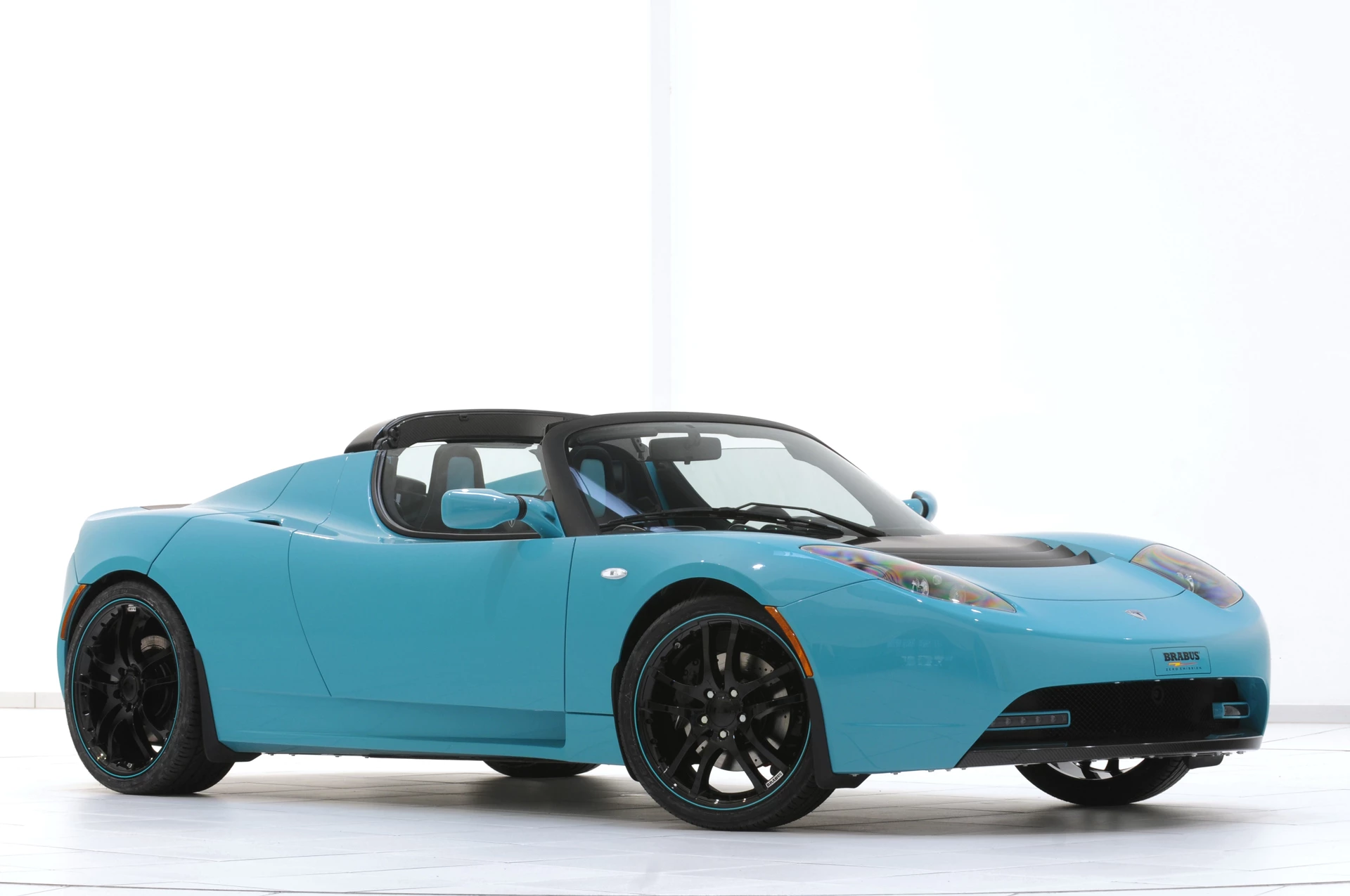 The TESLA Roadster Sport BRABUS Green Package