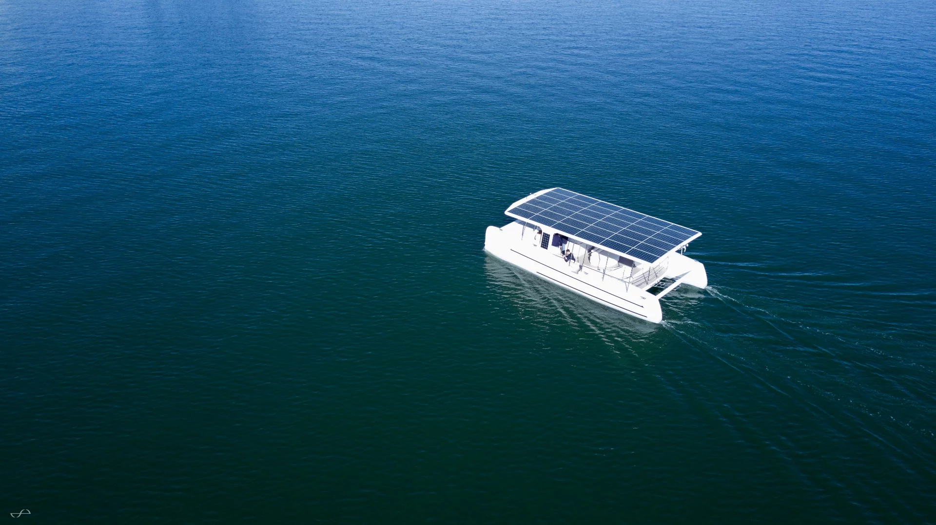 How far the SoelCat 12 can travel depends, unsurprisingly, on the sun and the speed