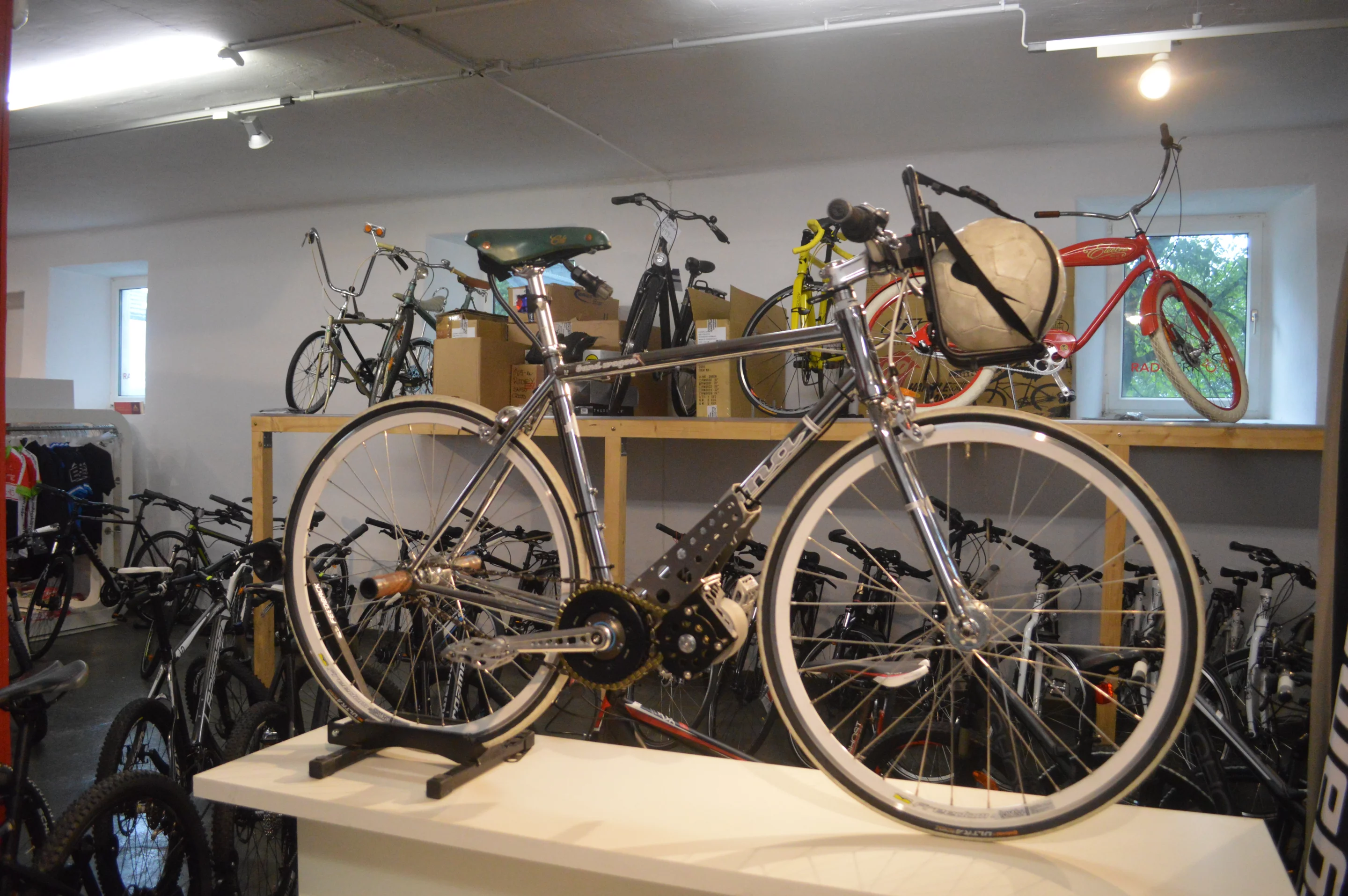 This bike doesn't look like it will be doing any hardcore downhill mountain biking