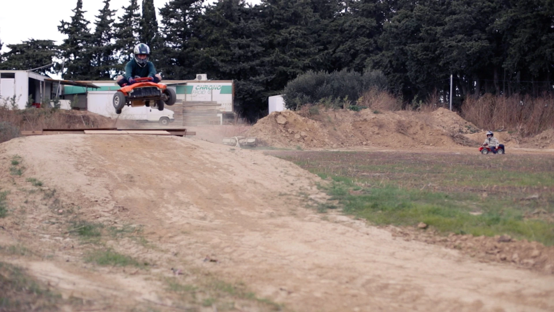 The French Kart has launched its production bid on Kickstarter, where pledges for the 800 start at €395 and the 5000 at €1,295