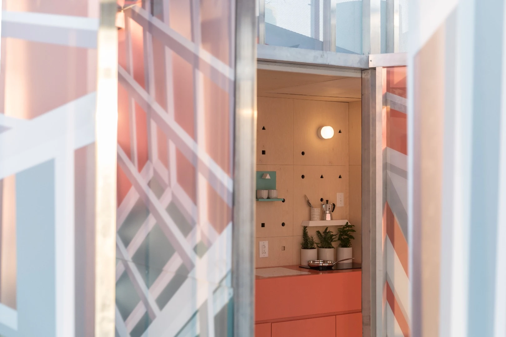 Mini's Living Urban Cabin concept in LA